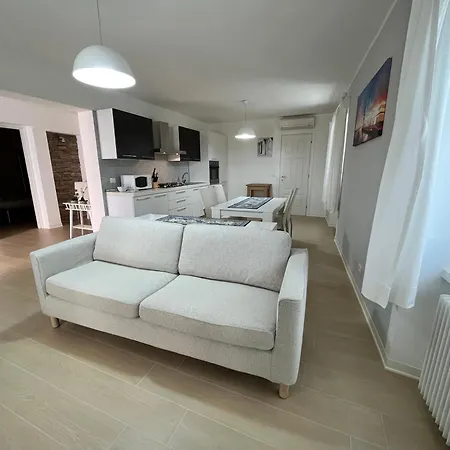 Franca Lejlighed Grado